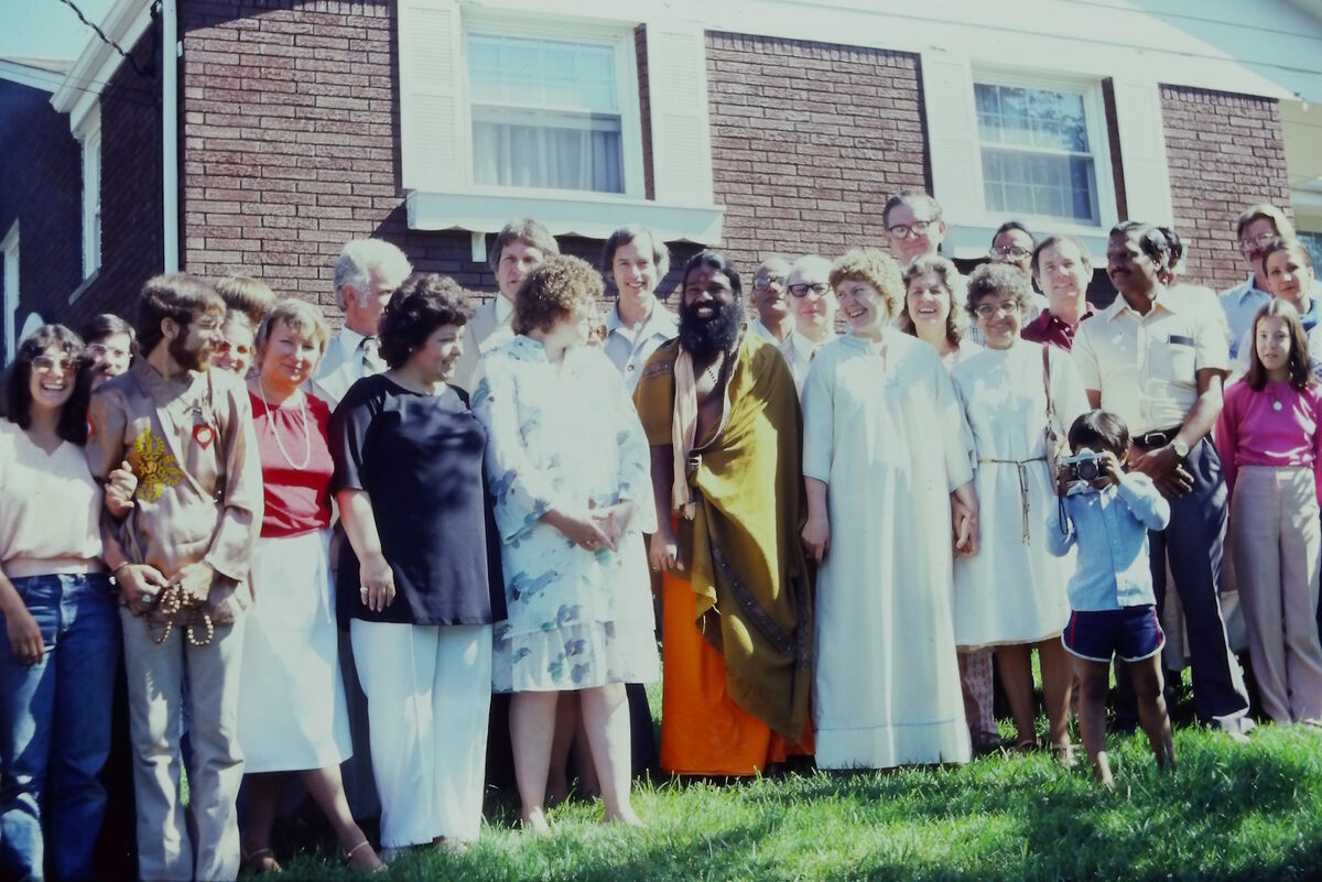 Swamiji 1980 Pittsburgh Group photo